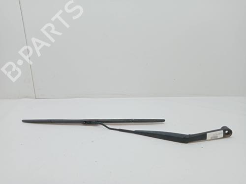 Used Front windshield wiper arm KIA RIO IV (YB, SC, FB) 1.25 (84 hp) 23340365