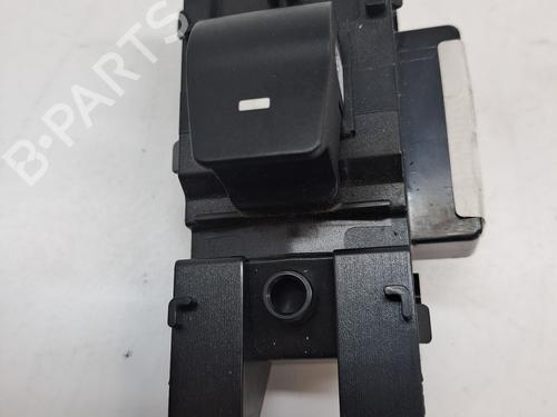 Used Left rear window switch HYUNDAI ELANTRA VI Saloon (AD, ADA) 1.6 (128 hp) 23286820