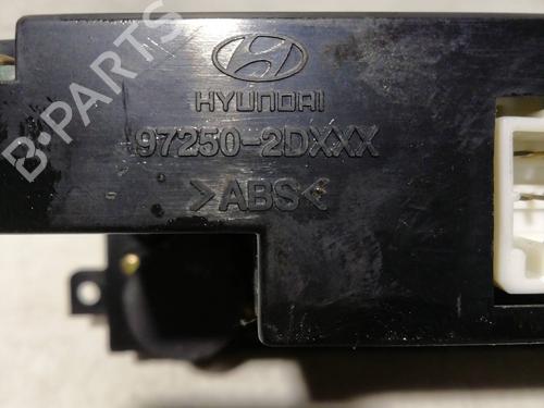 Climate control HYUNDAI ELANTRA III Saloon (XD) 1.6 | BP25457708I5 