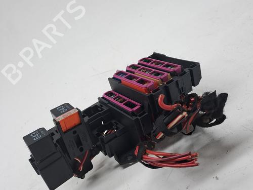 Fuse box AUDI Q5 (8RB) 2.0 TDI quattro | BP24172566E1 