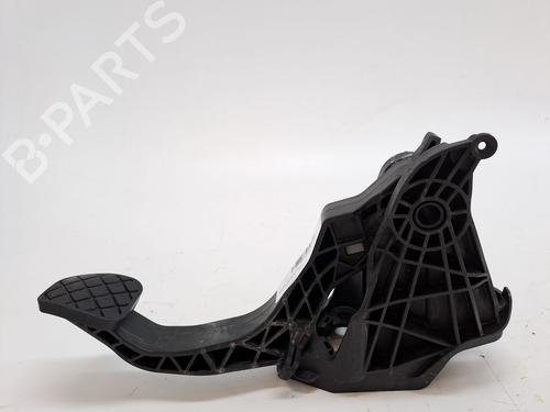Pédale d'embrayage SEAT IBIZA IV (6J5, 6P1) 1.9 TDI (105 hp) 23362511