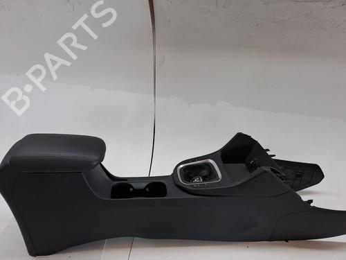 Used Armrest / Center console HYUNDAI i30 (PDE, PD, PDEN) 1.0 T-GDI (120 hp) 23945039