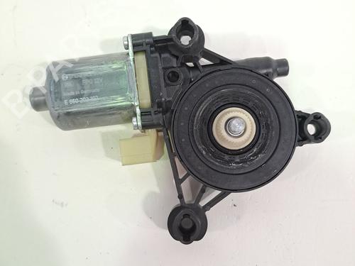 Rudehejsemotor forskærm venstre VW TOURAN (5T1) 1.5 TSI (150 hp) 23368519
