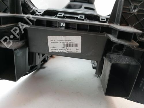 Armrest / Center console MERCEDES-BENZ CLA Coupe (C117) CLA 200 CDI / d (117.308) | BP23359293I20 