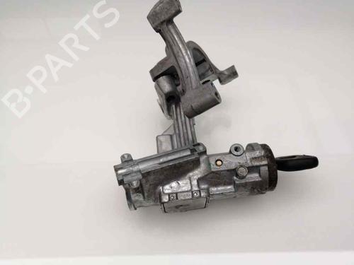 Clé de contact MITSUBISHI PAJERO II (V3_W, V2_W, V4_W, V5_W) 2.8 TD (V46W, V26W) (125 hp) 23457708