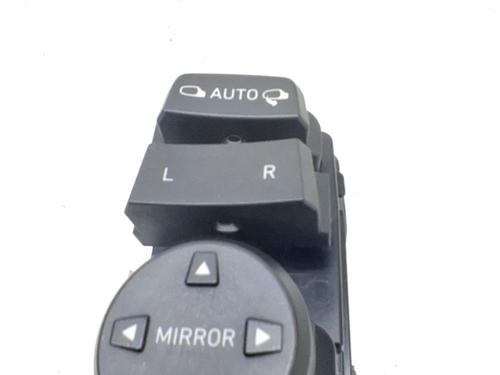 mirror-switch-hyundai-i30-pde-pd-pden-2016-36015580 main image