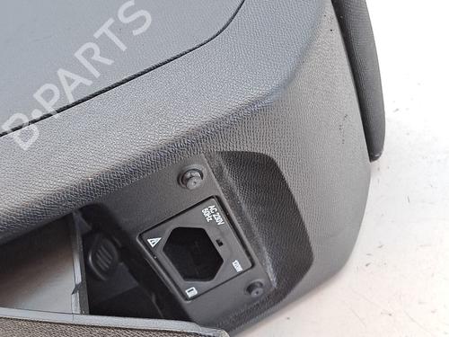 Armrest / Center console PEUGEOT 308 II (LB_, LP_, LW_, LH_, L3_) 1.2 THP 130 | BP27274541I20 