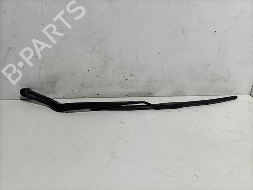 Used Front windshield wiper arm OPEL INSIGNIA A Saloon (G09) 2.0 CDTI (69) (131 hp) 25986975