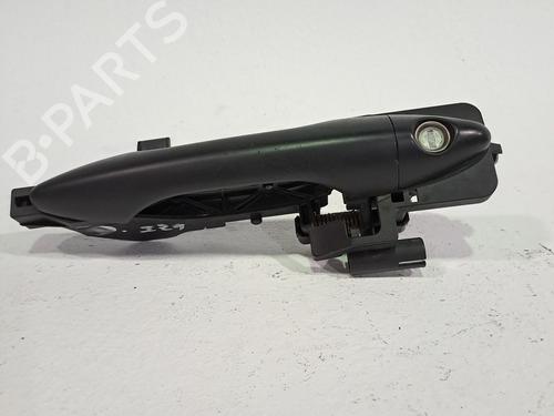 Used Front left exterior door handle HYUNDAI ix35 (LM, EL, ELH) 1.7 CRDi (116 hp) 23381466