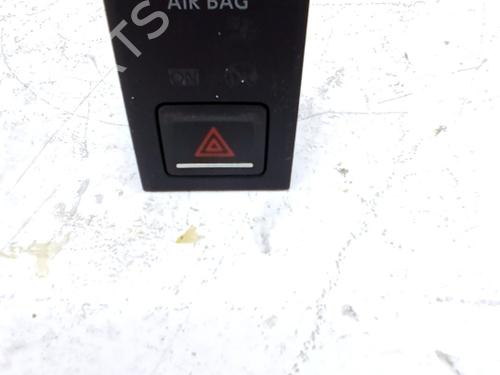 Used Warning switch Warning switch VW GOLF VII Variant (BA5, BV5) 1.4 TSI (125 hp) 40551349 40551349