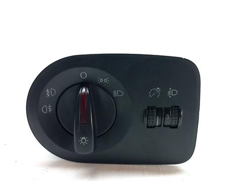 Used Headlight switch SEAT IBIZA IV (6J5, 6P1) 1.9 TDI (105 hp) 31035620