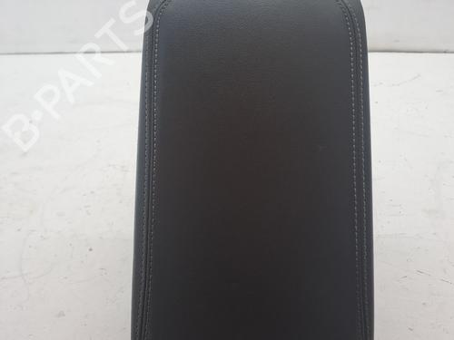 Used Armrest / Center console AUDI A3 Sportback (8VA, 8VF) 40 e-tron (204 hp) 27293030