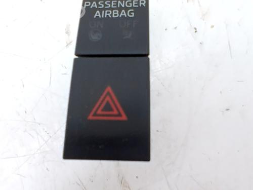 Used Warning switch Warning switch SKODA OCTAVIA III (5E3, NL3, NR3) 2.0 TDI (150 hp) 36665994 36665994