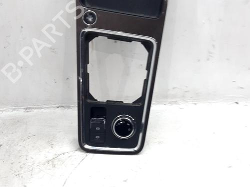 Midtkonsoll Midtkonsoll SEAT ATECA (KH7, KHP) 1.4 TSI (150 hp) 34508169 34508169