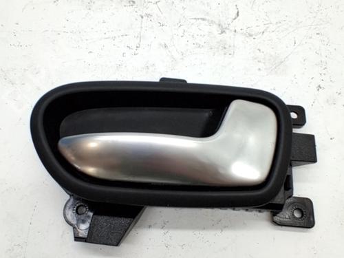 Used Rear right interior door handle Rear right interior door handle KIA CARENS IV 1.7 CRDi (116 hp) 40545962 40545962