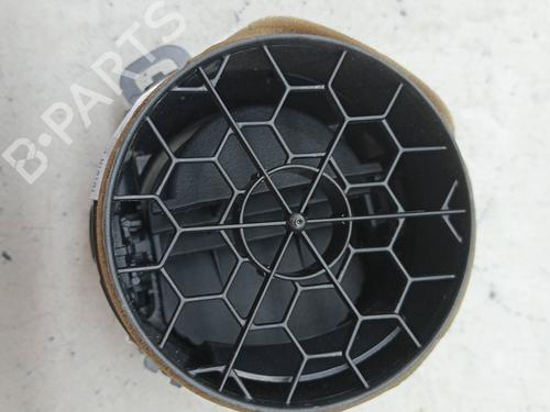 Air vent TOYOTA YARIS (_P13_) 1.5 Hybrid (NHP130_, NHP130) | BP23351629I21 