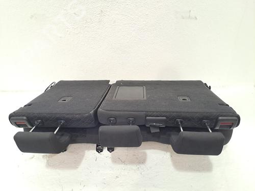 Rear seat PEUGEOT 3008 I MPV (0U_) 1.6 BlueHDi 120 | BP27463896C17 
