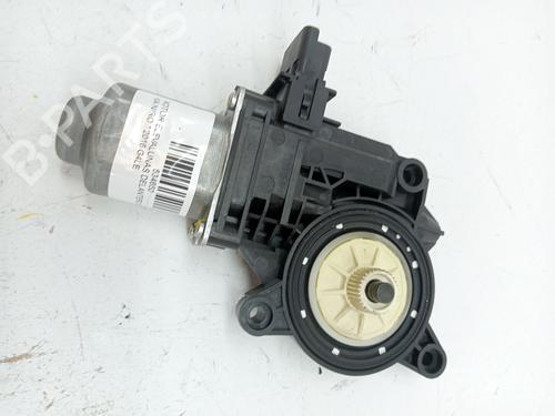 Used Left front window motor KIA NIRO I (DE) 1.6 GDI Hybrid (141 hp) 23371839