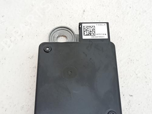 Used Electronic module Electronic module TESLA MODEL 3 (5YJ3) EV (283 hp) 40548818 40548818