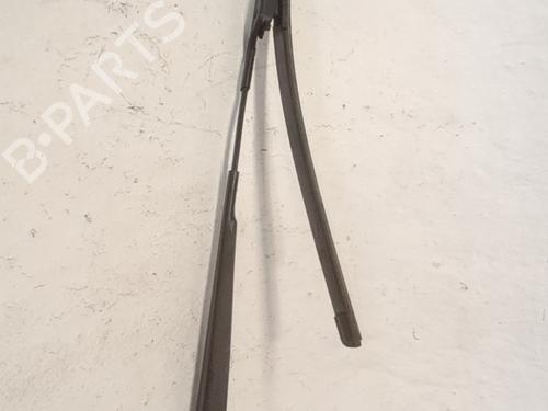 Used Front windshield wiper arm Front windshield wiper arm 38420245 38420245