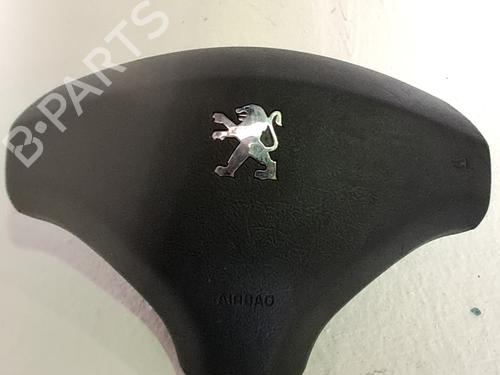 Used Driver airbag Driver airbag PEUGEOT 5008 (0U_, 0E_) 1.6 HDi (112 hp) 33764724 33764724