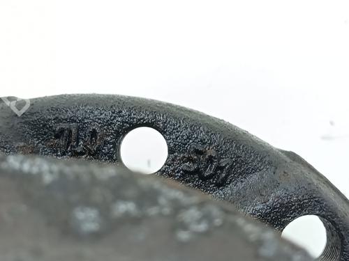 Left front steering knuckle VW TOUAREG (7LA, 7L6, 7L7) 3.0 V6 TDI | BP25613124M25