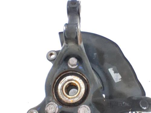 Used Right front steering knuckle Right front steering knuckle TOYOTA COROLLA Estate (_E21_) 1.8 Hybrid (ZWE211W) (122 hp) 33763525 33763525