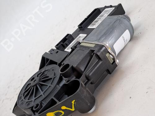 Used Left front window motor RENAULT MEGANE III Hatchback (BZ0/1_, B3_) 1.5 dCi (BZ09, BZ0D, BZ1W, BZ29, BZ14) (110 hp) 27461937