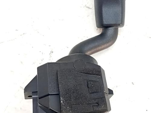 Used Steering column stalk LAND ROVER DISCOVERY III (L319) 2.7 TD 4x4 (190 hp) 32106619