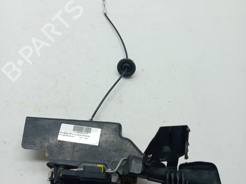 Serrure avant gauche AUDI A4 B6 Avant (8E5) 3.0 (220 hp) 23352424