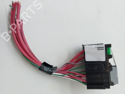 Used Fuse box SMART FORFOUR Hatchback (453) electric drive / EQ (453.091) (56 hp) 23349264