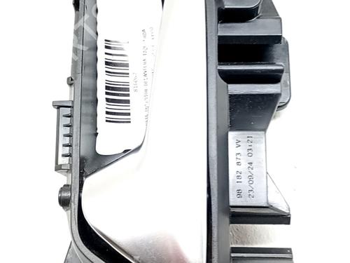 front-left-interior-door-handle-citroen-berlingo-er_-ec_-2018-33762088 main image