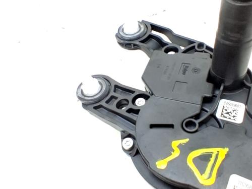 Rear wiper motor VW GOLF VIII (CD1, DA1) 2.0 TDI | BP36015429M102 - Image 2