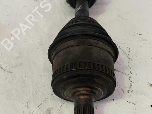 Used Right front driveshaft Right front driveshaft MERCEDES-BENZ V-CLASS Van (638/2) V 220 (638.294) (122 hp) 34462139 34462139