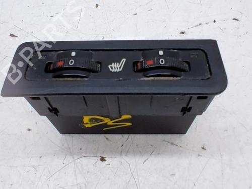 switch-toyota-land-cruiser-prado-_j15_-2009-38417021 main image
