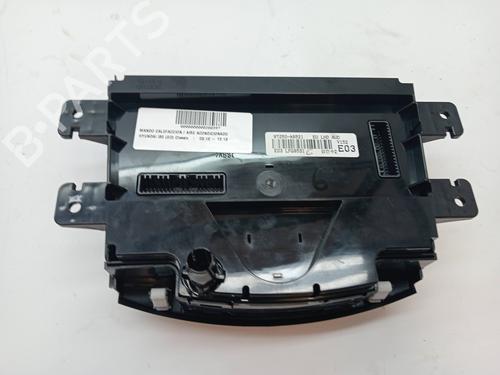 Used Climate control HYUNDAI i30 (GD) 1.4 (99 hp) 23339472