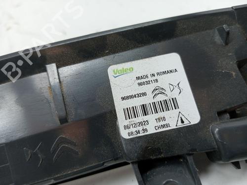 Third brake light OPEL CORSA F (P2JO) 1.2 (68) | BP23283831L11 - Image 2