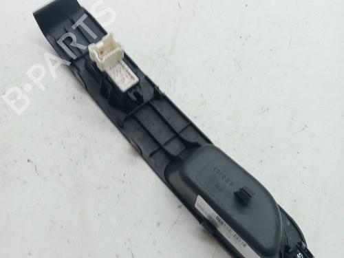Right front window switch NISSAN MICRA III (K12) 1.2 16V | BP23349009I26 