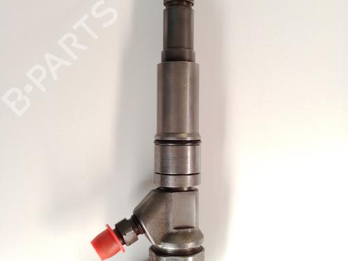 Injector BMW 5 (E60) 520 d 13537793836