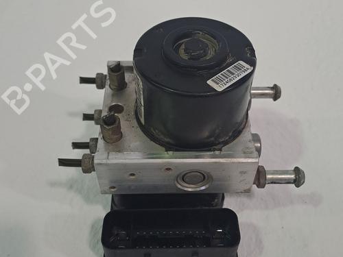 Used Control unit SUZUKI GRAND VITARA II (JT, TE, TD) 1.9 DDiS All-wheel Drive (JT419, TD44, JB419WD, JB419XD,... (129 hp) 26192681