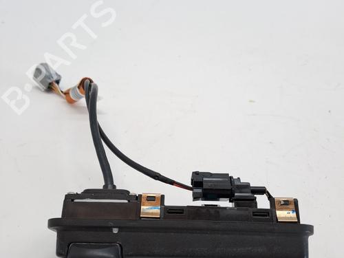 Used Tailgate handle KIA STONIC (YB) 1.0 T-GDi (101 hp) 24402344