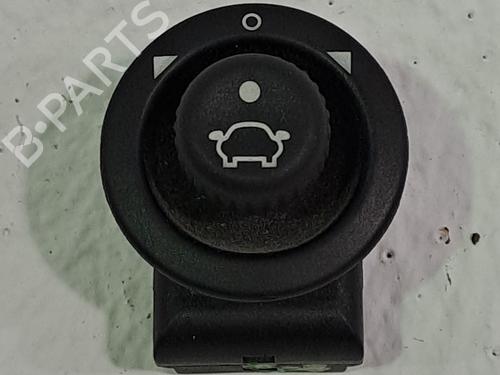 Used Mirror switch INFINITI Q30 2.2 D (170 hp) 24539118