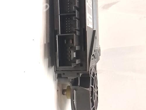 Left front window motor AUDI A4 B7 (8EC) 2.0 TDI | BP35771780E21 - Image 4