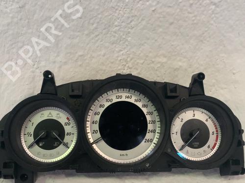 Used Instrument cluster Instrument cluster MERCEDES-BENZ C-CLASS (W204) C 200 CDI (204.001) (136 hp) 33766786 33766786