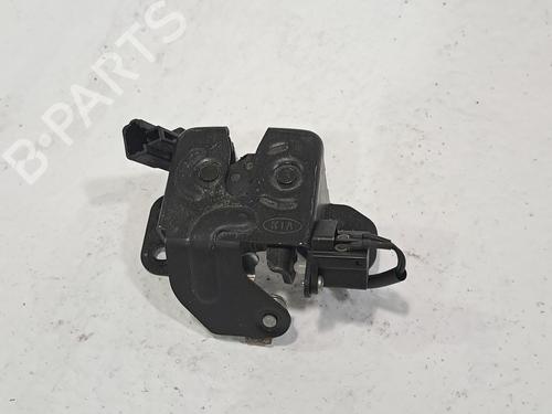 Used Tailgate lock KIA SPORTAGE II (JE_, KM_) 2.0 i 16V (141 hp) 25708055