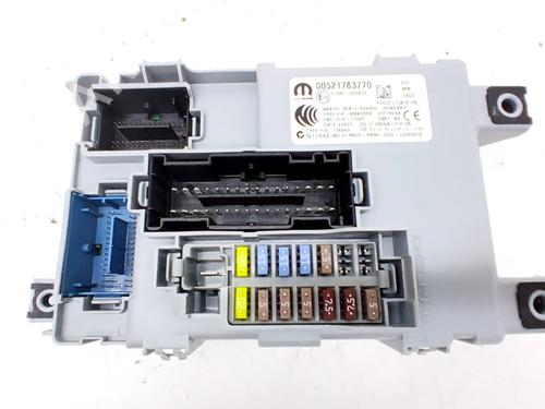 Used Fuse box Fuse box FIAT 500 (312_) 1.0 Mild Hybrid (312.AYD1B) (69 hp) 34119677 34119677