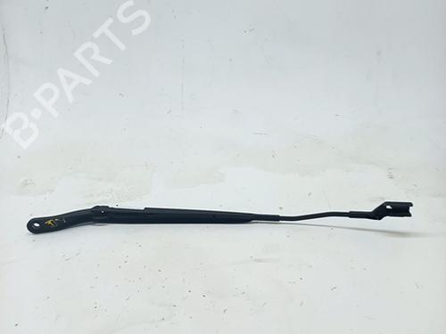 Used Front windshield wiper arm CITROËN C4 III (BA_, BB_, BC_) ë-C4 (BCZKXC, BZCKSC) (136 hp) 31369508
