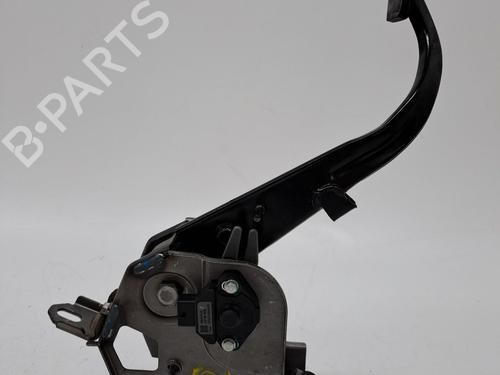 Used Clutch pedal HYUNDAI ELANTRA VI Saloon (AD, ADA) 1.6 (128 hp) 23286868
