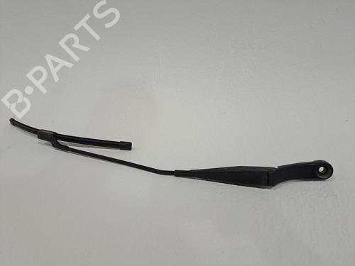 Used Front windshield wiper arm PEUGEOT 308 II (LB_, LP_, LW_, LH_, L3_) 2.0 BlueHDi 150 (150 hp) 23943566