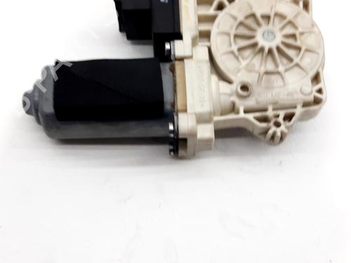 BP32105917E21 main image